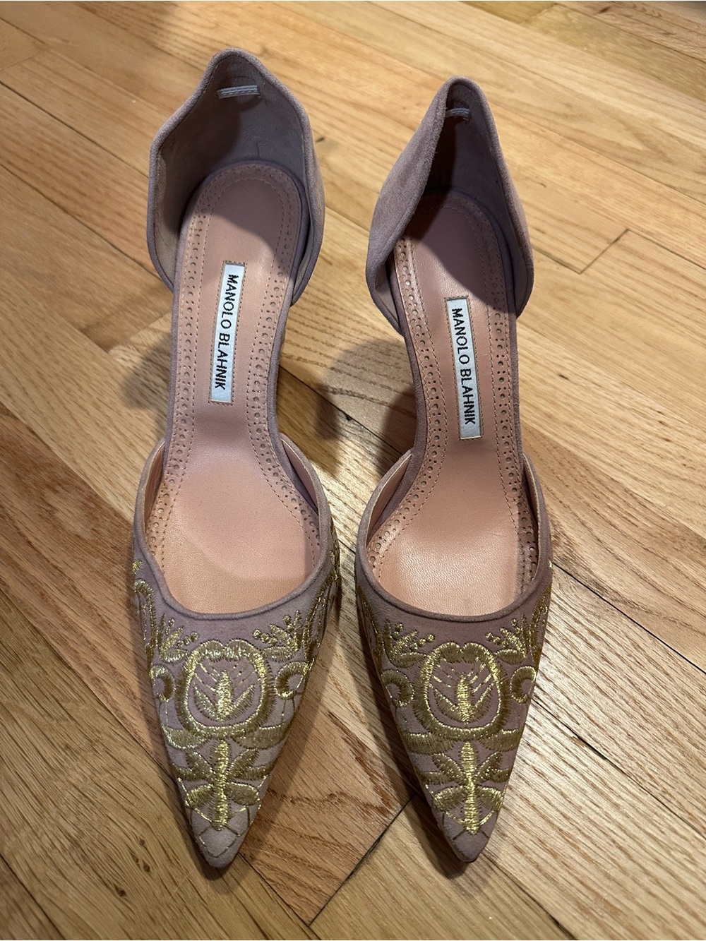 Manolo Blahnik VOLTA D'Orsay Suede Gold Embroidered Pumps, MISMATCHED size